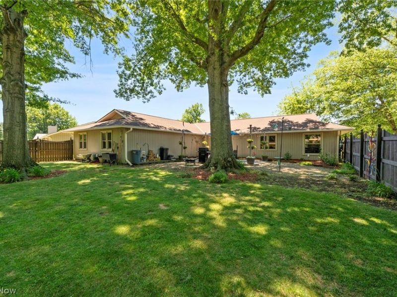 9893 Plum Brook Lane, Strongsville, OH 44149 Photo 28