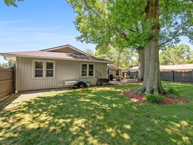 9893 Plum Brook Lane, Strongsville, OH 44149 Photo 29