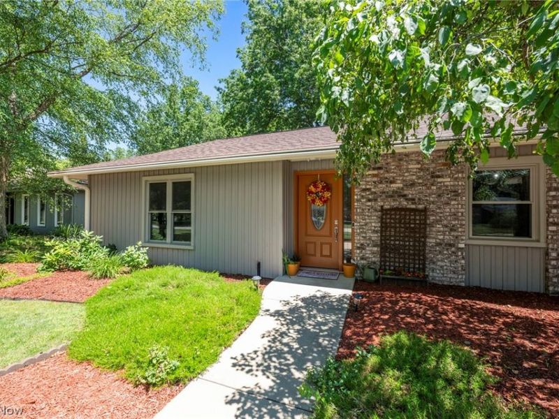 9893 Plum Brook Lane, Strongsville, OH 44149 Photo 32