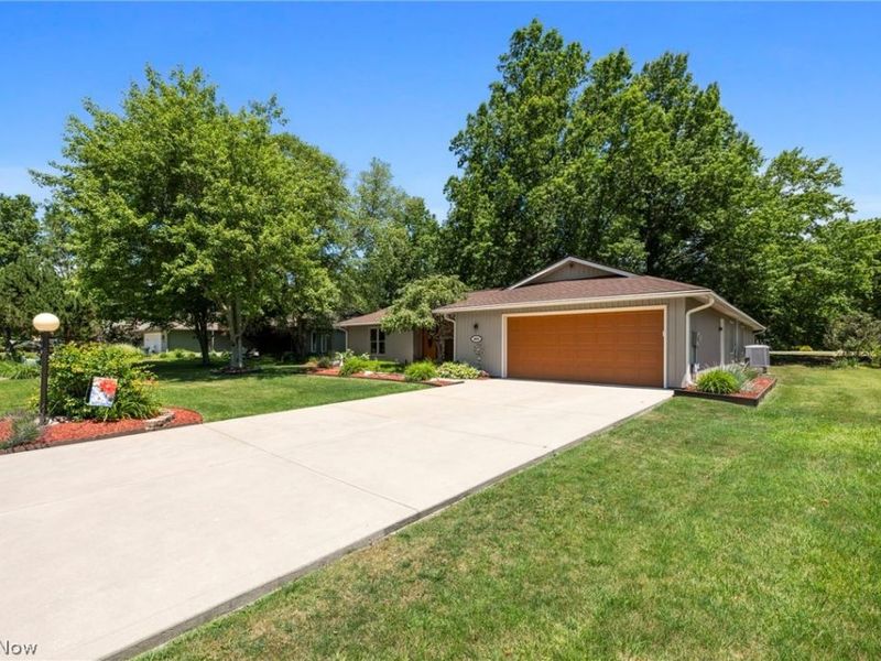 9893 Plum Brook Lane, Strongsville, OH 44149 Photo 33