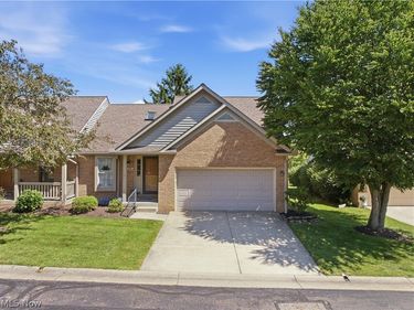 115 Denham Circle NE, Canton, OH 44721