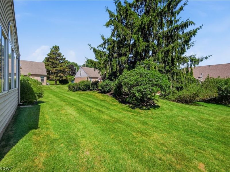 115 Denham Circle NE, Canton, OH 44721 Photo 31