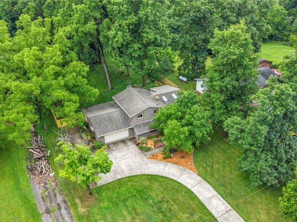 25815 Akins Road , Columbia Station, OH 44028