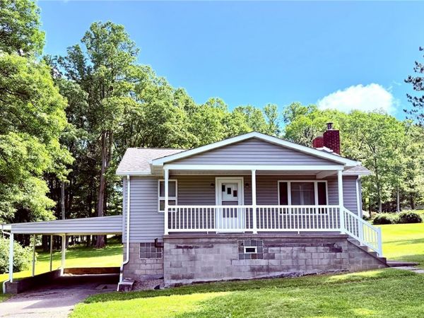 328 Keslar School Rd, Acme, PA 15610