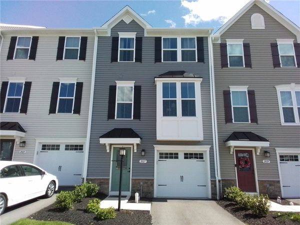 2027 Cade Drive, Monaca, PA 15061