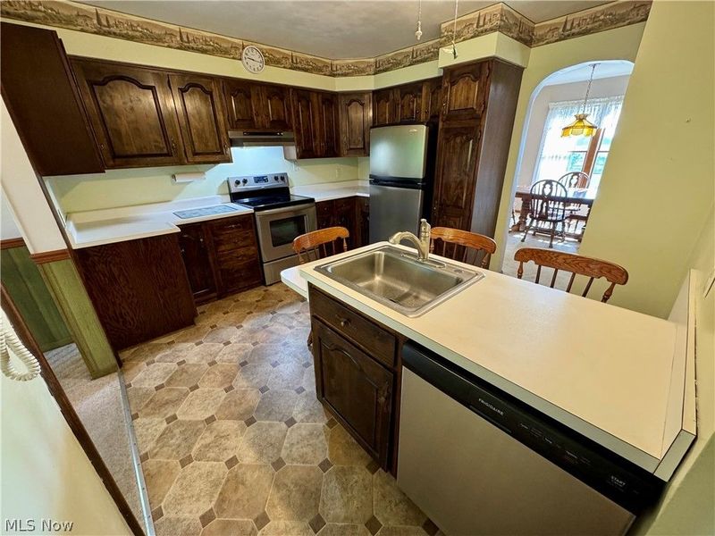 69420 Blaine Chermont Road, Bridgeport, OH 43912 Photo 12