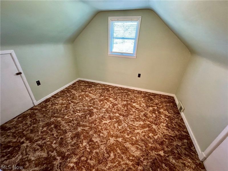 69420 Blaine Chermont Road, Bridgeport, OH 43912 Photo 34