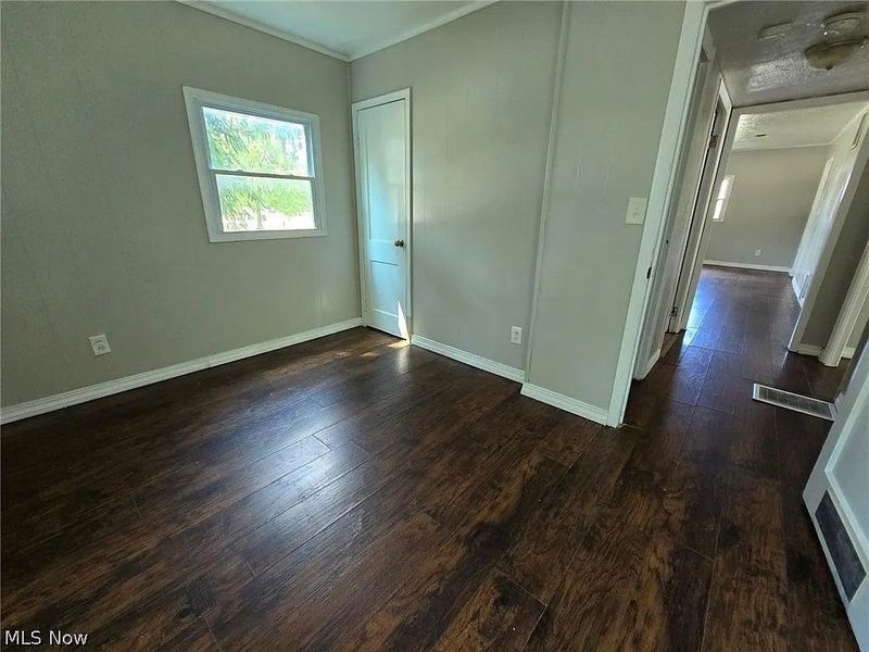 4181 E 160th Street, Cleveland, OH 44128 Photo 16