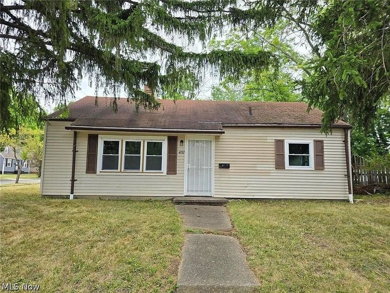 4181 E 160th Street, Cleveland, OH 44128 Photo 2