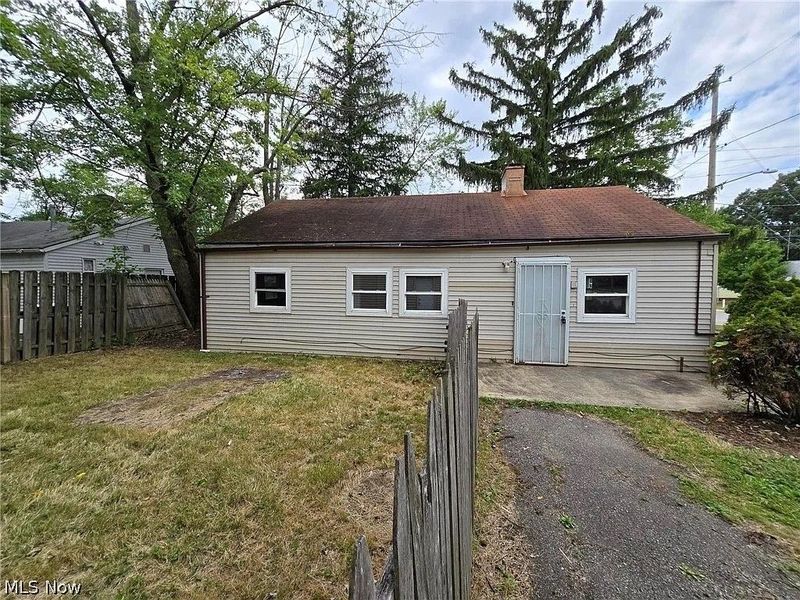 4181 E 160th Street, Cleveland, OH 44128 Photo 4