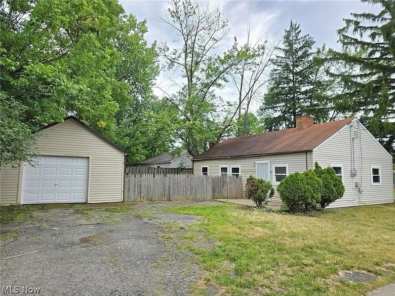 4181 E 160th Street, Cleveland, OH 44128 Photo 5