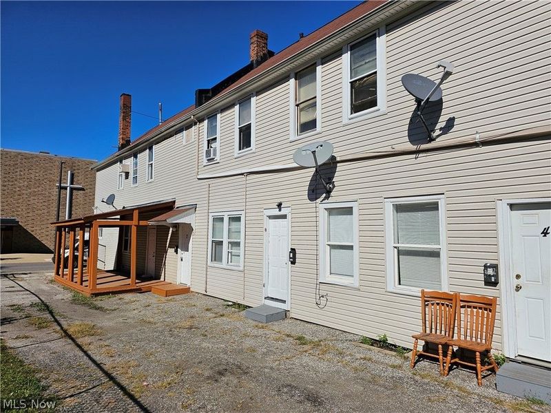 6128 Lausche Avenue, Unit 2, Cleveland, OH 44103 Photo 2
