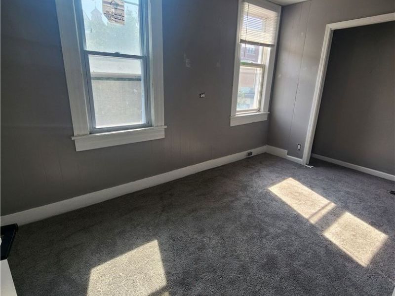 6128 Lausche Avenue, Unit 2, Cleveland, OH 44103 Photo 9