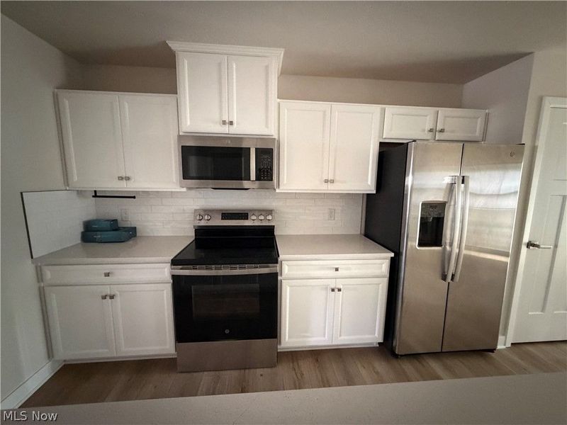 1288 Divot Circle, Akron, OH 44313 Photo 5