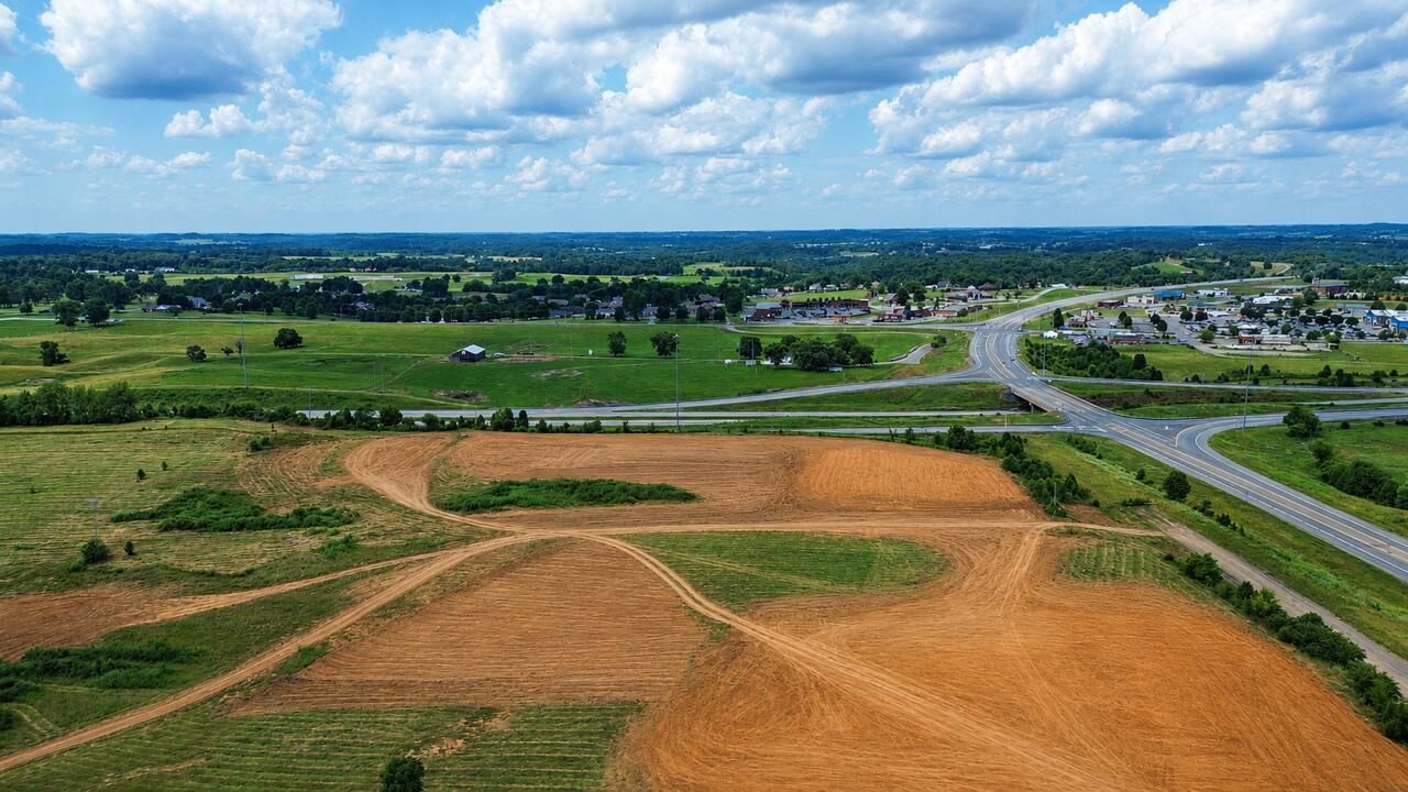 1 Burkesville Road, Columbia, KY 42728