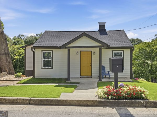 1756 Mary George Avenue NW, Atlanta, GA 30318