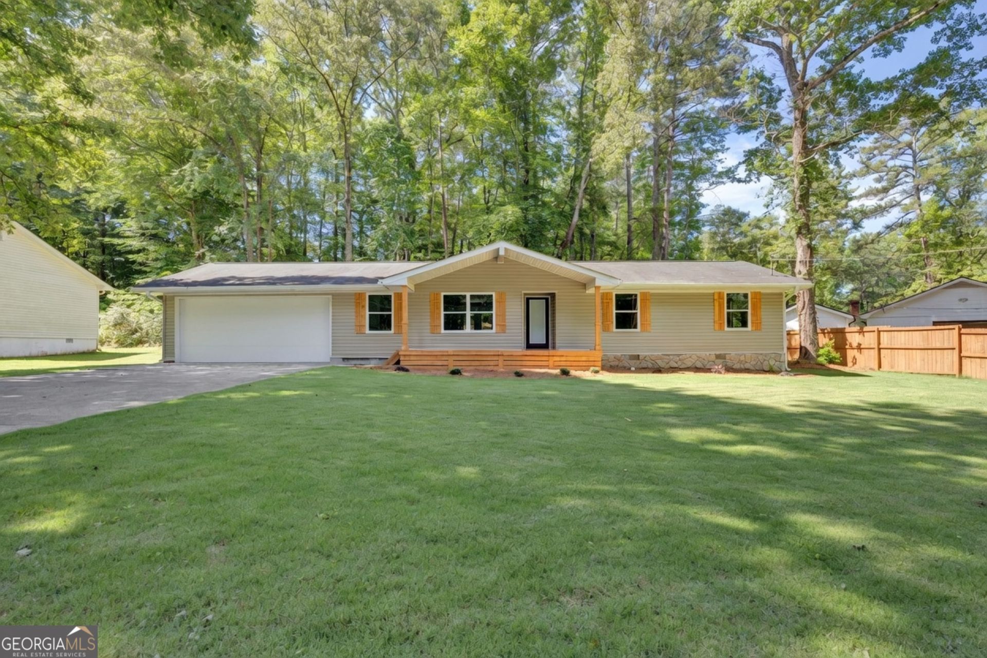6156 Cherry Valley Drive Se, Covington, GA 30014 Main Photo