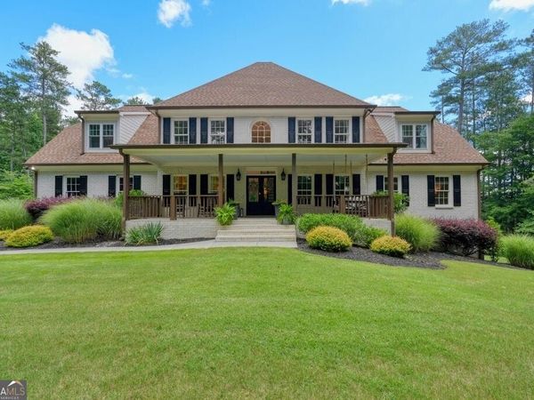 1385 Keans Court, Roswell, GA 30075