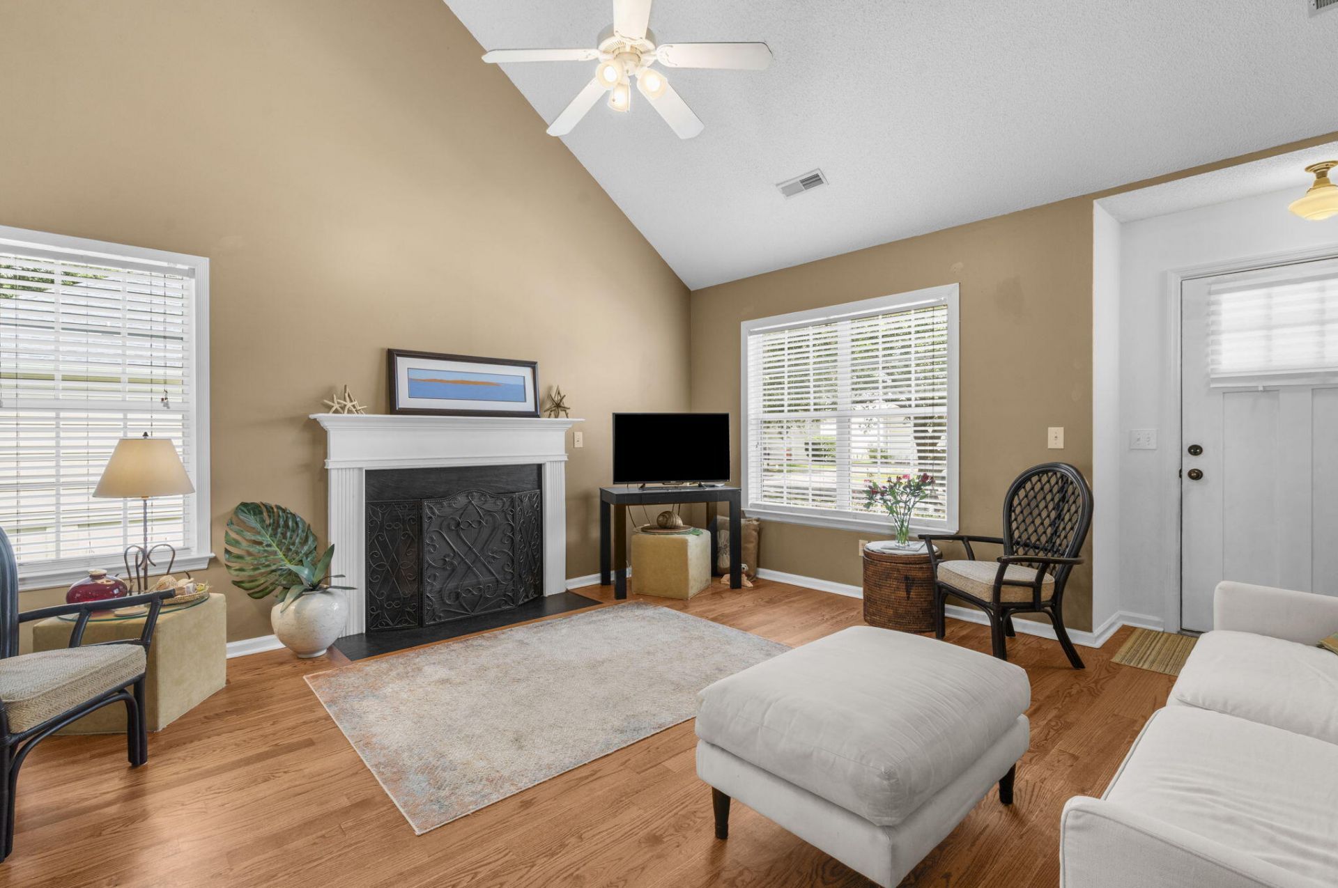 109 Sea Cotton Circle Photo 6