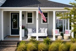 718 Triangle Lane photo 4