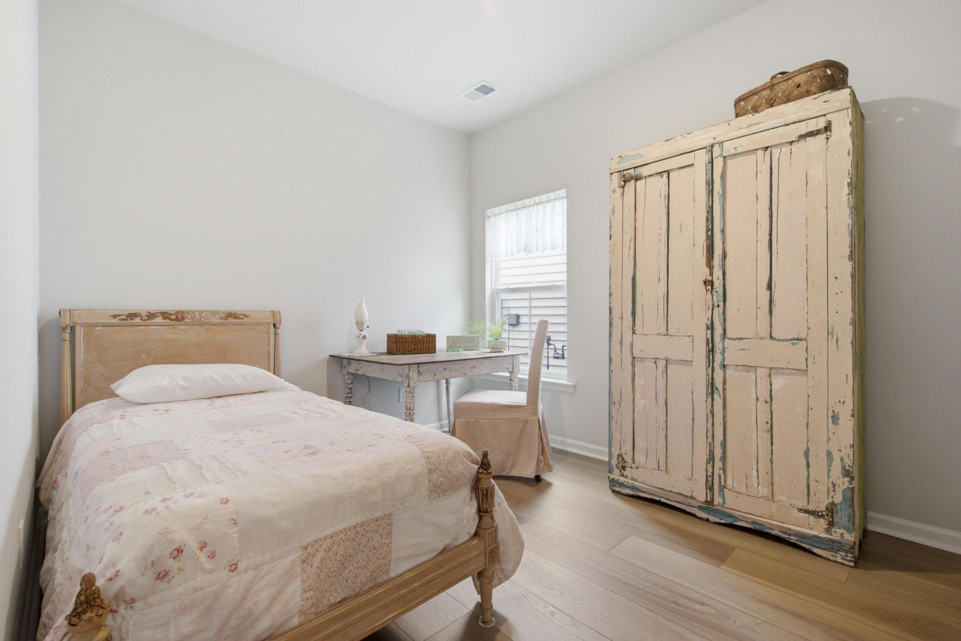 1022 Grace Field Avenue Photo 31