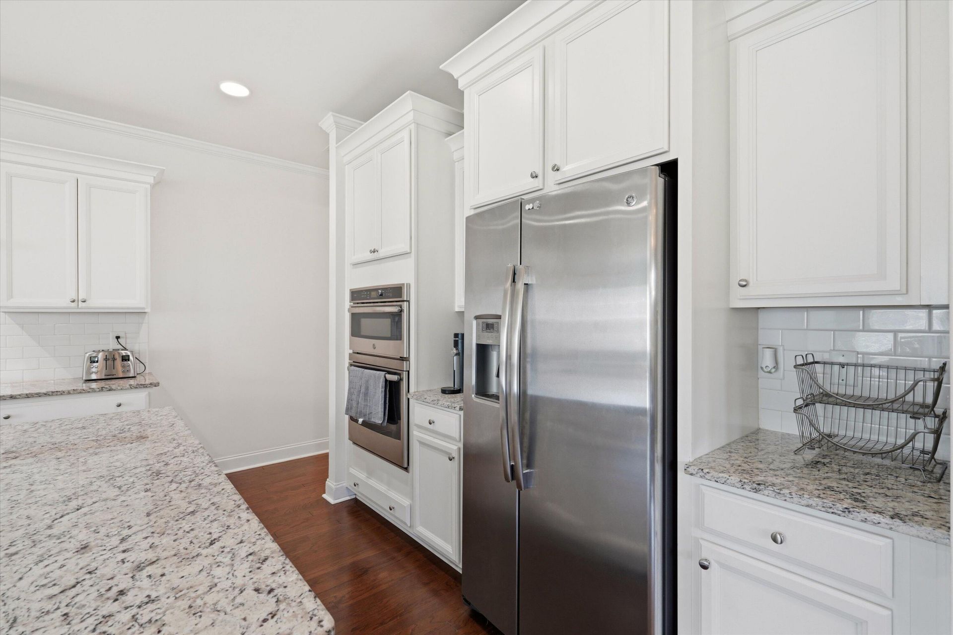 9737 Table Mountain Lane Photo 10