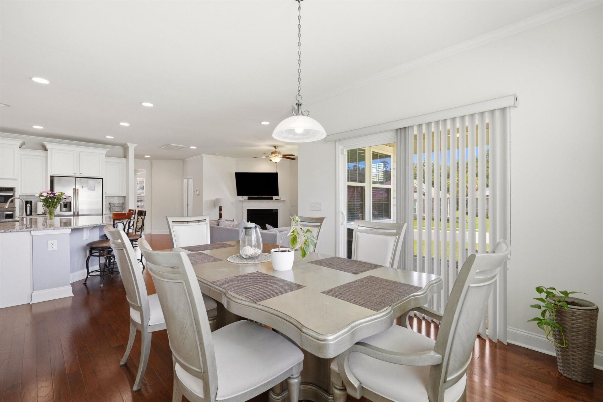 9737 Table Mountain Lane Photo 12