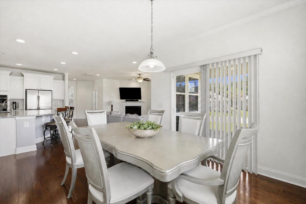 9737 Table Mountain Lane Photo 14