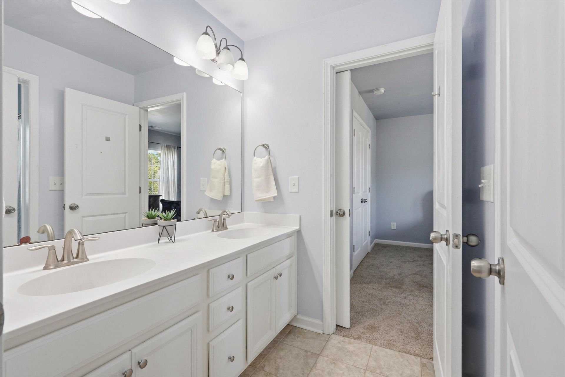 9737 Table Mountain Lane Photo 24