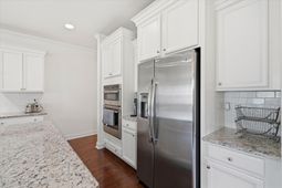 9737 Table Mountain Lane photo 4