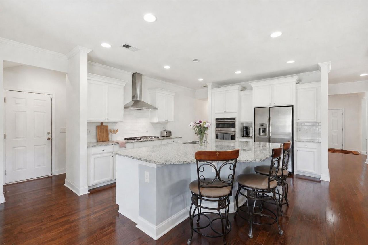 9737 Table Mountain Lane Photo 9