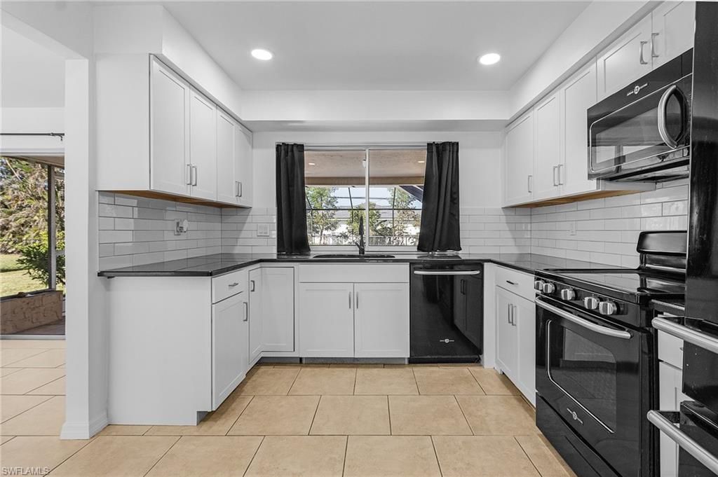 311 SW 48th Ter, Cape Coral, FL 33914 Photo