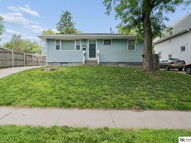 6420 Lexington Avenue, Lincoln, NE 68505