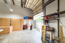 2300 Clements Ferry Road photo 4