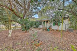 1628 Sumner Avenue photo 4