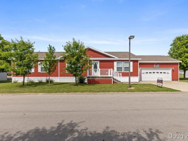 13611 Snapdragon Lane, Cedar Springs, MI 49319