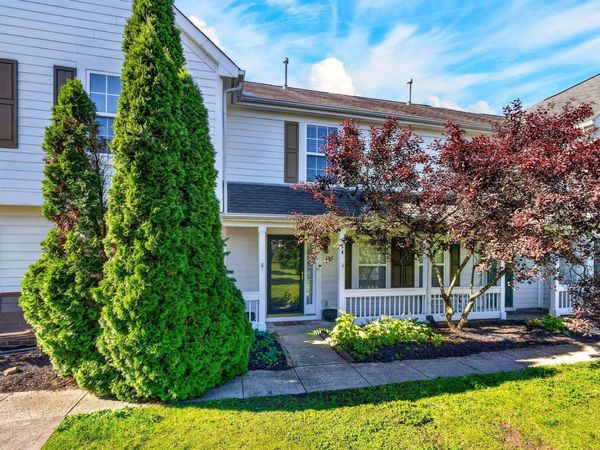 614 Lakeview Drive S, Unit 29, Grove City, OH 43123