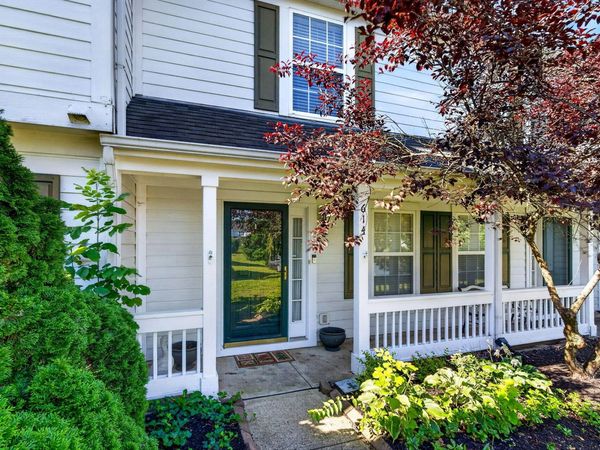 614 Lakeview Drive S, Unit 29, Grove City, OH 43123