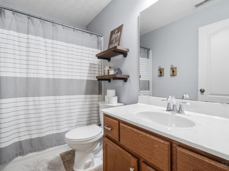 10782 Carolina Pines Drive, Harrison, OH 45030 Photo 33