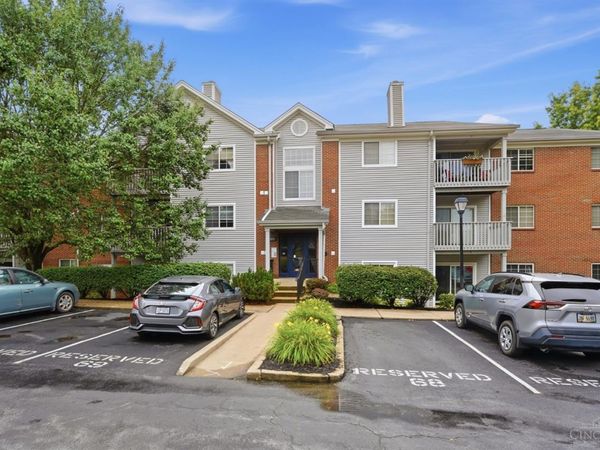7370 Ridgepoint Drive, Unit 6, Anderson Twp, OH 45230