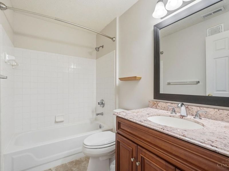 7370 Ridgepoint Drive, Unit 6, Anderson Twp, OH 45230 Photo 16