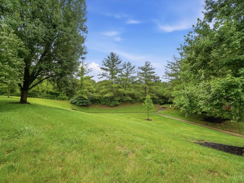 7370 Ridgepoint Drive, Unit 6, Anderson Twp, OH 45230 Photo 24