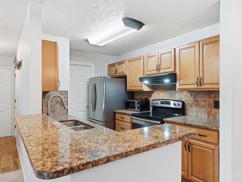 7370 Ridgepoint Drive, Unit 6, Anderson Twp, OH 45230 Photo 6