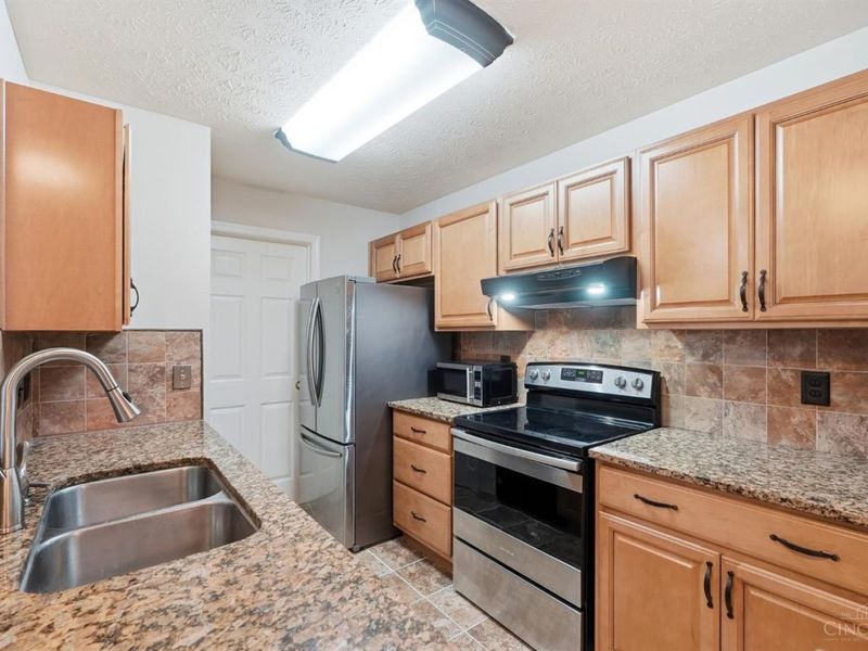7370 Ridgepoint Drive, Unit 6, Anderson Twp, OH 45230 Photo 7