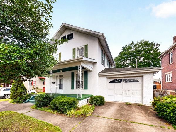 715 15th Street , Ashland, KY 41101