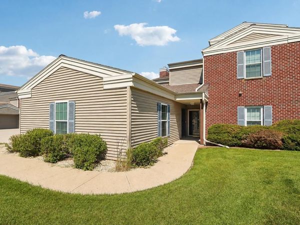 N16W26539 Tall Reeds LANE, Unit A, Pewaukee, WI 53072