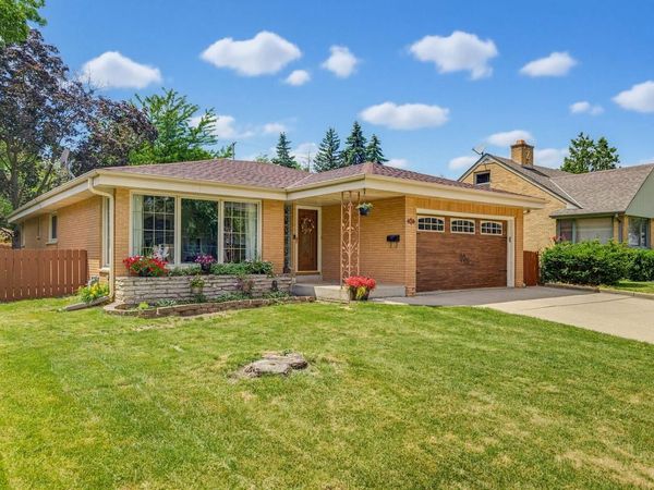 937 S 86th STREET, West Allis, WI 53214
