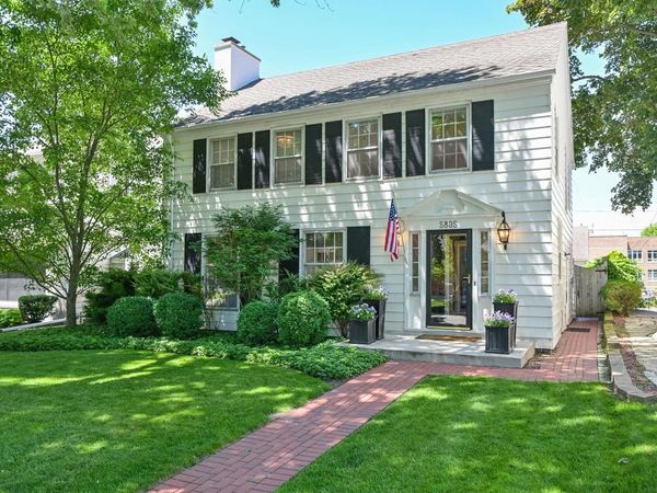 5835 N Lake DRIVE, Whitefish Bay, WI 53217