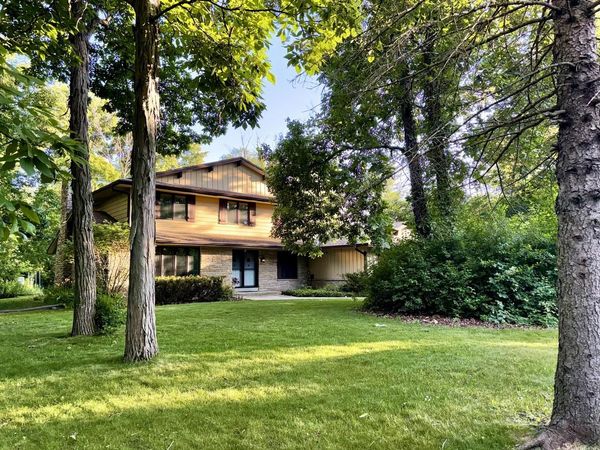 12785 W Bobwood ROAD, New Berlin, WI 53151