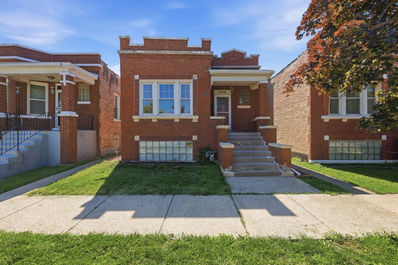 2516 S 56th Court, Cicero, IL 60804 Main Photo